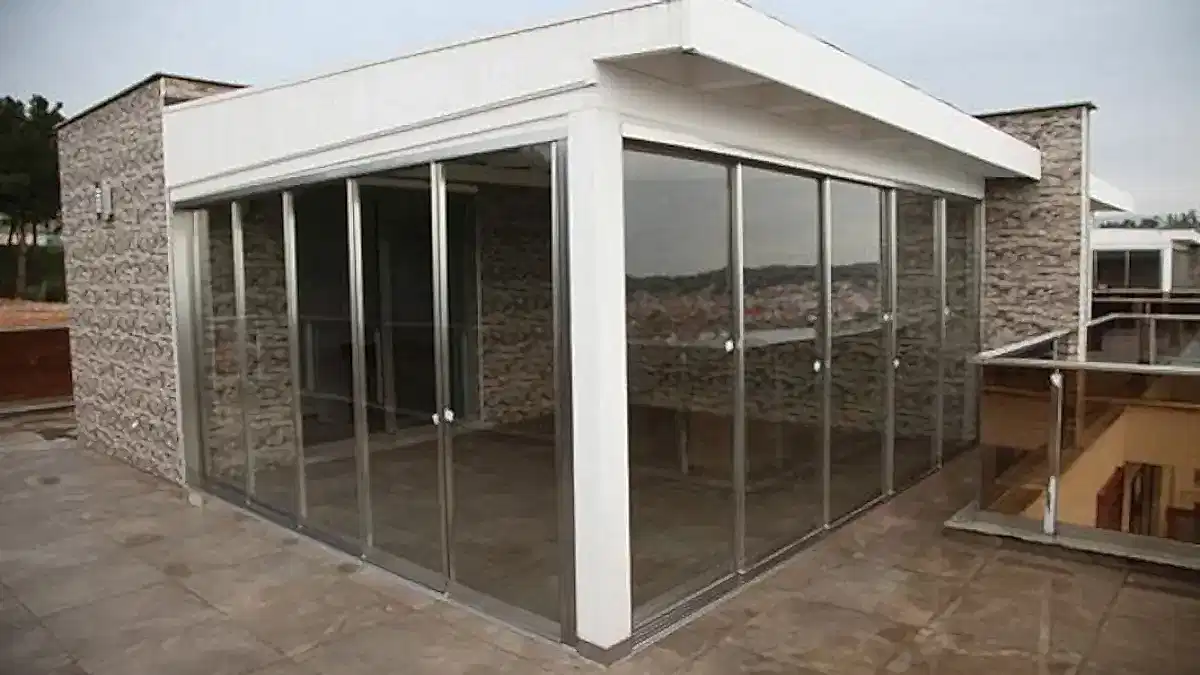 Egepen Zen uno Deceuninck Cam Balkon Sistemleri